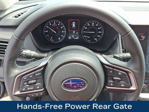 Used 2025 Subaru Outback Premium AWD/4WD image 4
