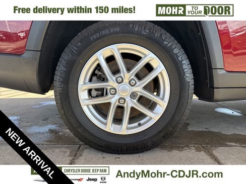 Used 2023 Jeep Grand Cherokee L Laredo w/ Luxury Tech Group I image 31