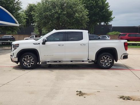 Used 2024 GMC Sierra 1500 SLT w/ SLT Premium Plus Package AWD/4WD image 12