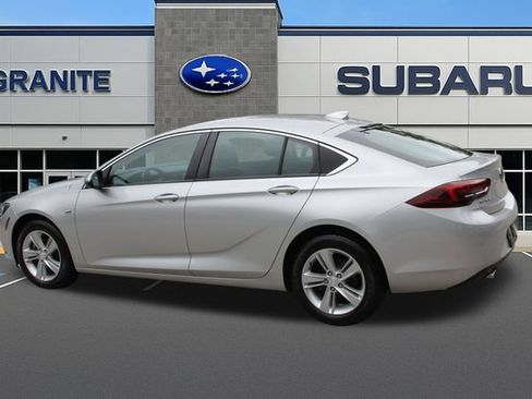 Used 2018 Buick Regal Preferred FWD image 7
