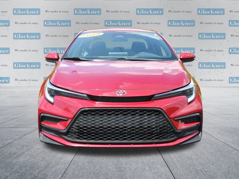 Used 2025 Toyota Corolla SE FWD image 2