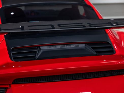 Certified 2019 Porsche 911 GT3 RS RWD image 26
