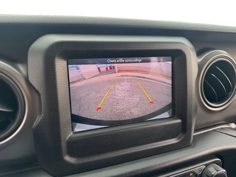 Used 2021 Jeep Wrangler Unlimited Sport S image 13