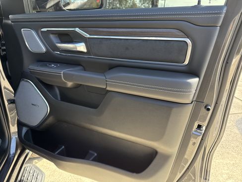 Used 2026 RAM 1500 Laramie w/ Night Edition image 15