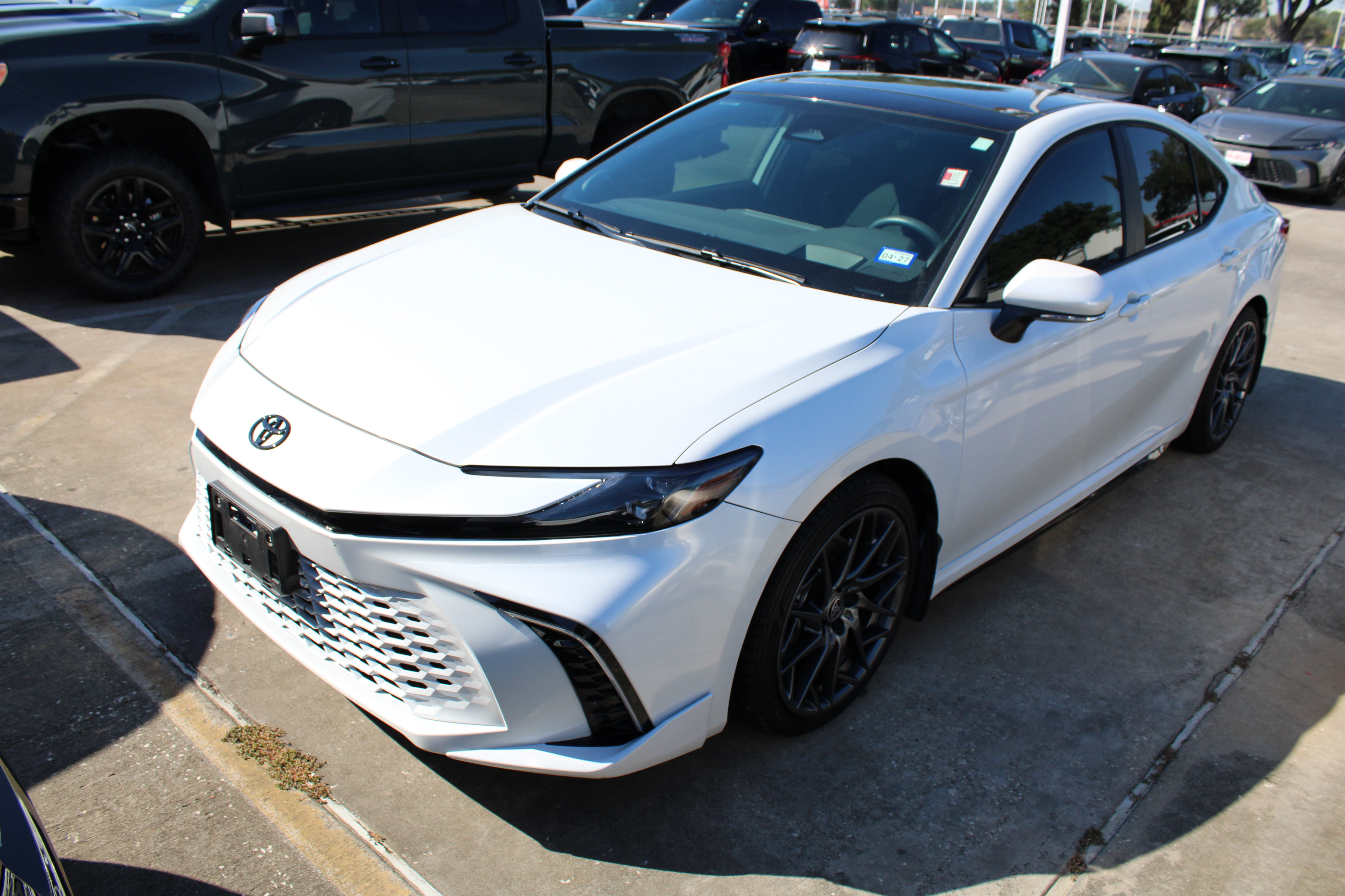 Used 2025 Toyota Camry XSE w/ Premium Package FWD image 4