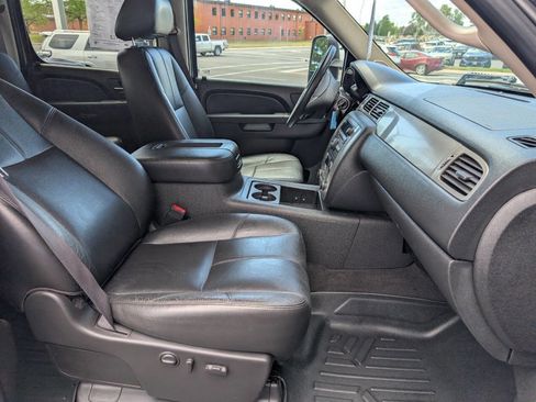 Used 2012 Chevrolet Silverado 2500 LTZ w/ LTZ Plus Package AWD/4WD image 17
