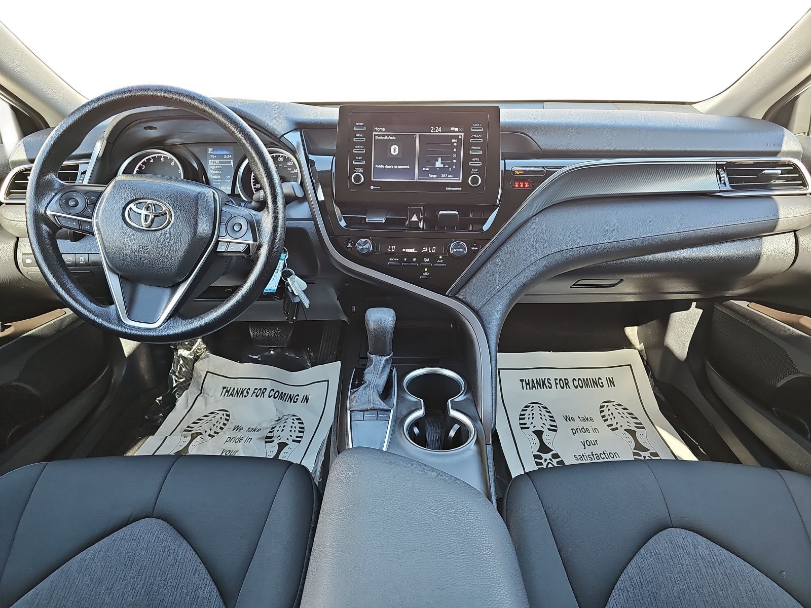Used 2024 Toyota Camry LE FWD image 9