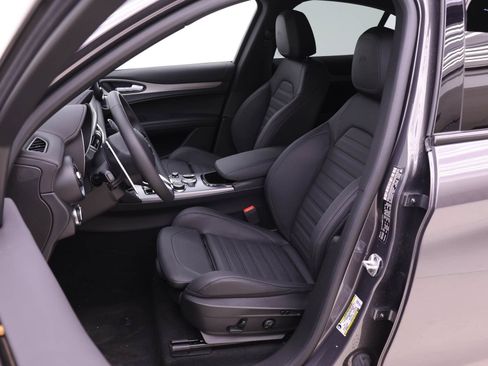 New 2025 Alfa Romeo Stelvio Sprint AWD/4WD image 7