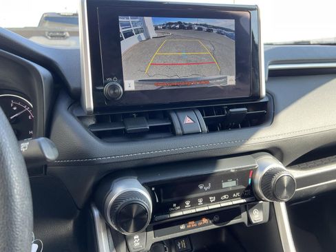 Used 2024 Toyota RAV4 LE image 6