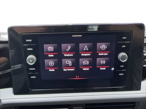 Used 2025 Volkswagen Jetta SEL FWD image 49
