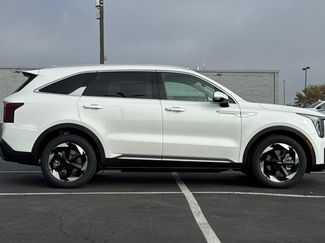 New 2026 Kia Sorento EX video 3