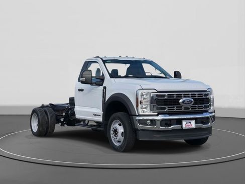 New 2026 Ford F450 XL w/ XL Chrome Package RWD image 4