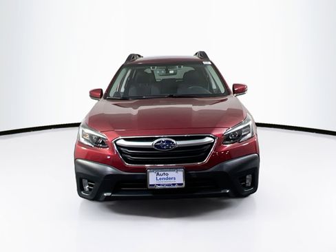 Used 2022 Subaru Outback Premium image 2