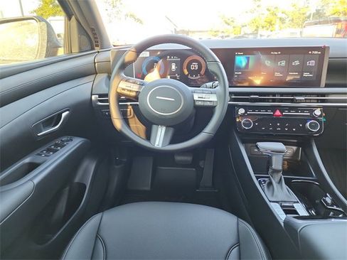 New 2025 Hyundai Tucson XRT image 9