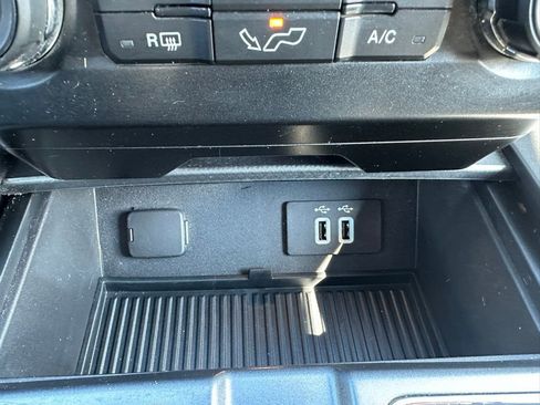 Used 2016 Ford F150 XLT w/ Equipment Group 302A Luxury image 22