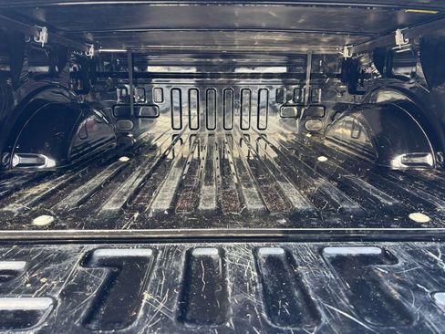 Used 2022 Ford F150 XLT w/ Equipment Group 302A High image 10