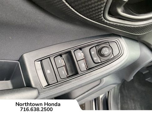 Used 2023 Subaru Crosstrek 2.0i image 20