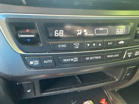 Used 2021 Honda Pilot EX-L image 23