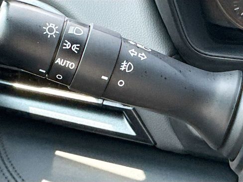 Used 2025 Subaru Outback Wilderness w/ Wilderness Package AWD/4WD image 15