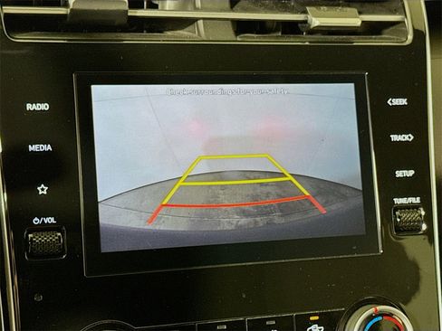 Used 2022 Hyundai Santa Cruz SEL image 11