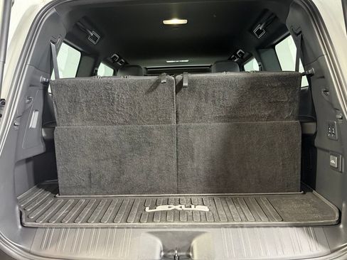 Used 2024 Lexus GX 550 w/ Accessory Package (2T) AWD/4WD image 30