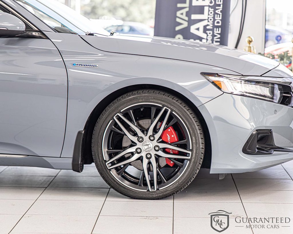 Used 2021 Honda Accord Touring image 11