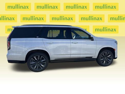 Used 2021 Cadillac Escalade Sport w/ Driver Assist Tech Package image 12