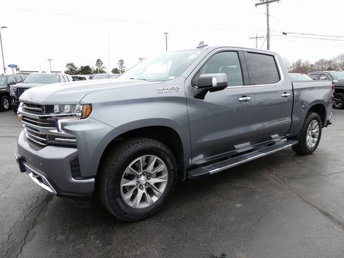 Used 2021 Chevrolet Silverado 1500 High Country w/ Safety Package II image 8