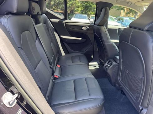 Used 2023 Volvo XC40 B5 Plus w/ Climate Package AWD/4WD image 17