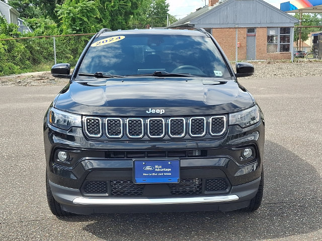 Used 2024 Jeep Compass Limited AWD/4WD image 2