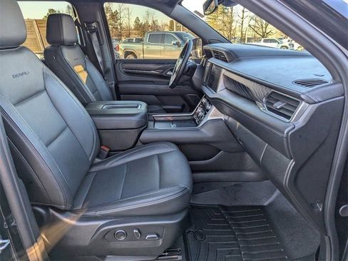 Used 2023 GMC Yukon Denali w/ LPO, Floor Liner Package image 20