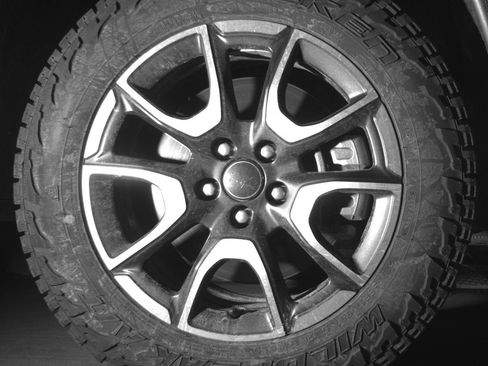 Used 2025 Jeep Compass Trailhawk AWD/4WD image 13