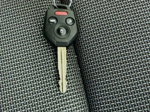 Used 2023 Subaru Crosstrek 2.0i Premium image 35