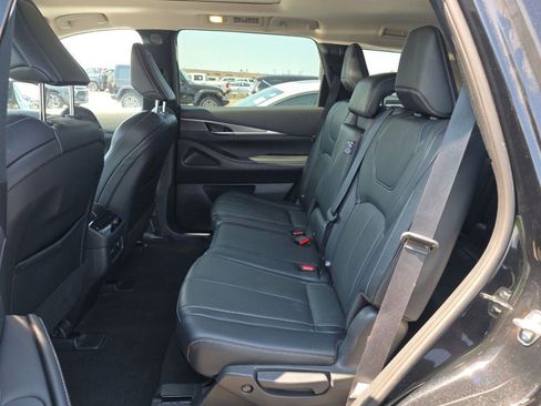 Used 2024 INFINITI QX60 Luxe AWD/4WD image 8
