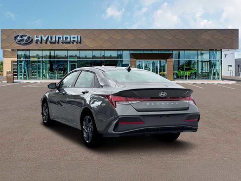 New 2026 Hyundai Elantra Sport FWD image 5