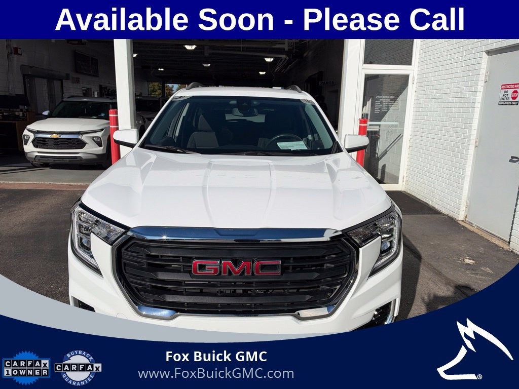 Used 2024 GMC Terrain SLE w/ Driver Convenience Package AWD/4WD image 2