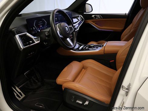 Certified 2024 BMW X5 xDrive40i w/ M Sport Package image 11