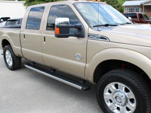 Used 2012 Ford F250 Lariat w/ Chrome Pkg AWD/4WD image 10