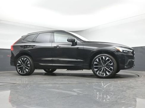 New 2026 Volvo XC60 B5 Ultra w/ Protection Package Premier AWD/4WD image 38