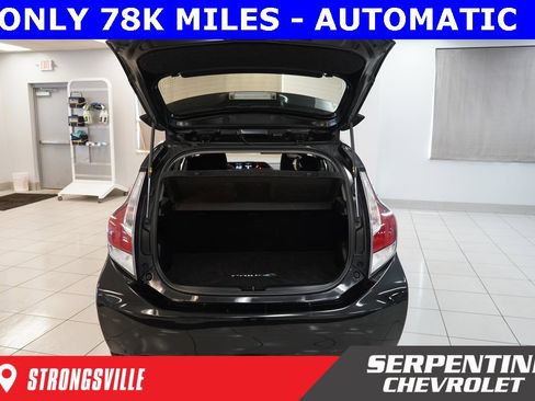 Used 2015 Toyota Prius C Two image 9