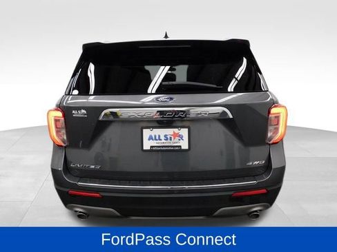 Used 2023 Ford Explorer Limited image 12