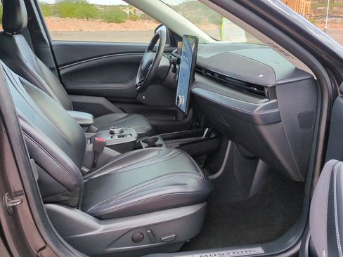 Used 2022 Ford Mustang Mach-E Premium RWD image 30