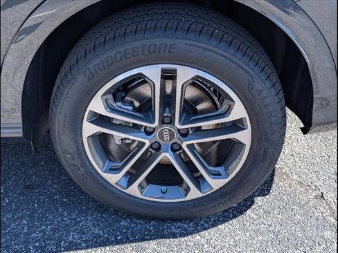 New 2025 Audi Q5 2.0T Premium Plus image 16