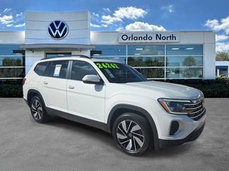 Used 2024 Volkswagen Atlas SE w/ Panoramic Sunroof Package FWD video 1