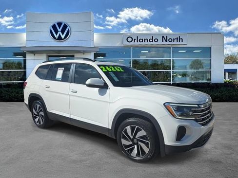 Used 2024 Volkswagen Atlas SE w/ Panoramic Sunroof Package FWD image 1