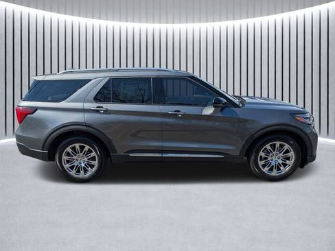 New 2026 Ford Explorer Platinum image 2