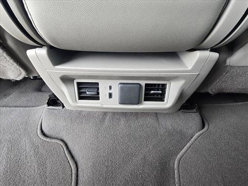 Used 2025 GMC Sierra 1500 SLT RWD image 17
