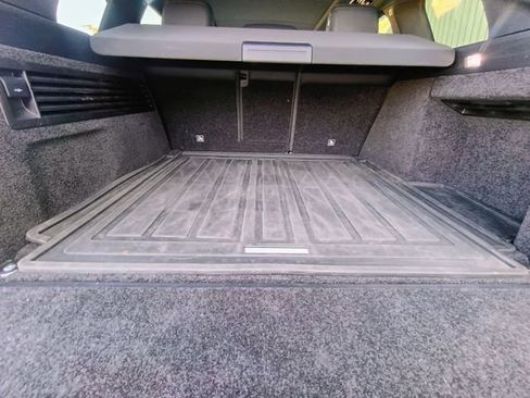 Used 2020 Land Rover Range Rover HSE image 60