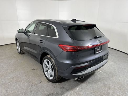 Used 2025 Audi Q5 Premium Plus w/ Premium Plus AWD/4WD image 32