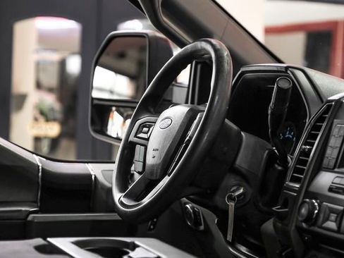 Used 2017 Ford F250 XLT AWD/4WD image 15